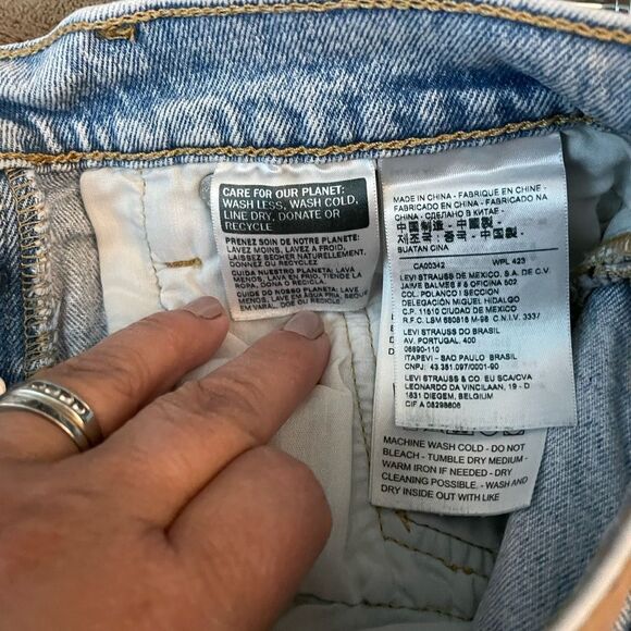 Levi’s 501 Distressed Jeans sz 36x30 - Picture 7 of 7